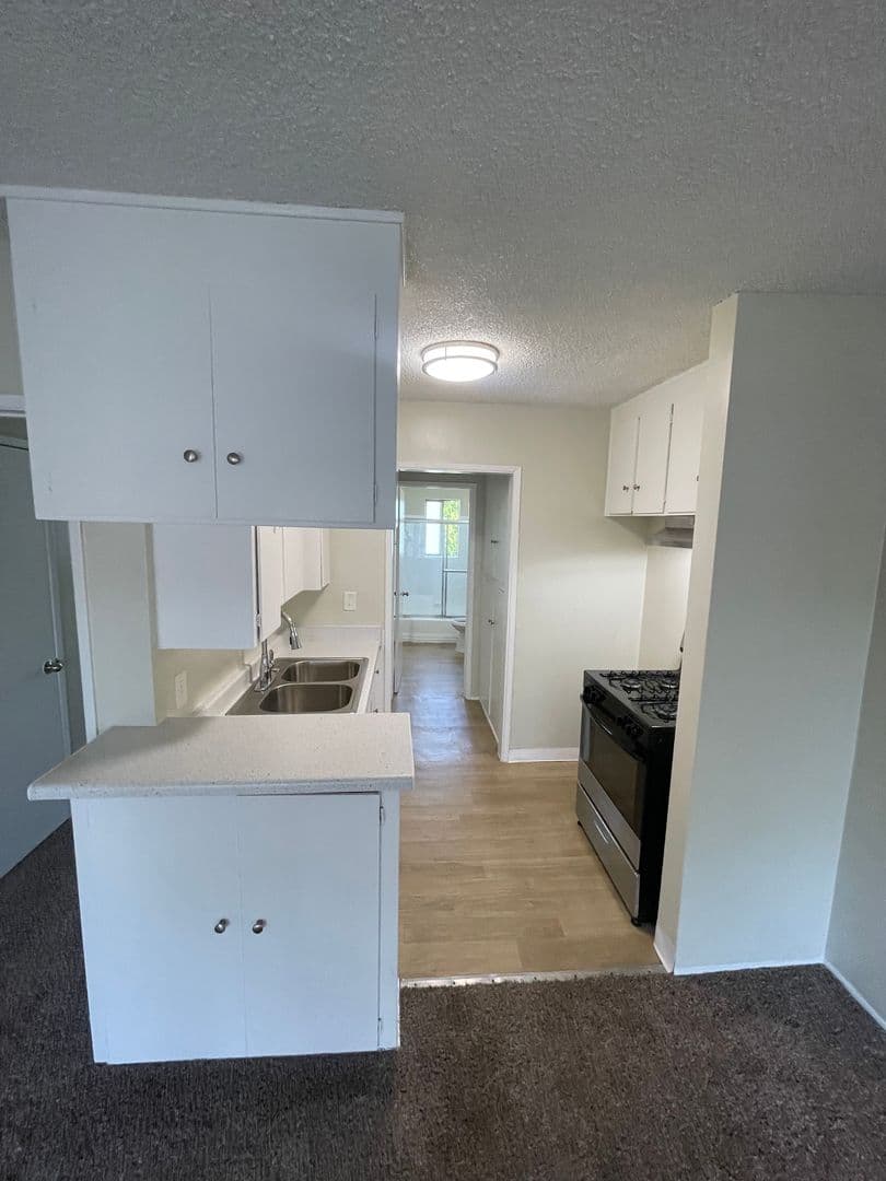 West Covina Apartment: 747 N Azusa Ave