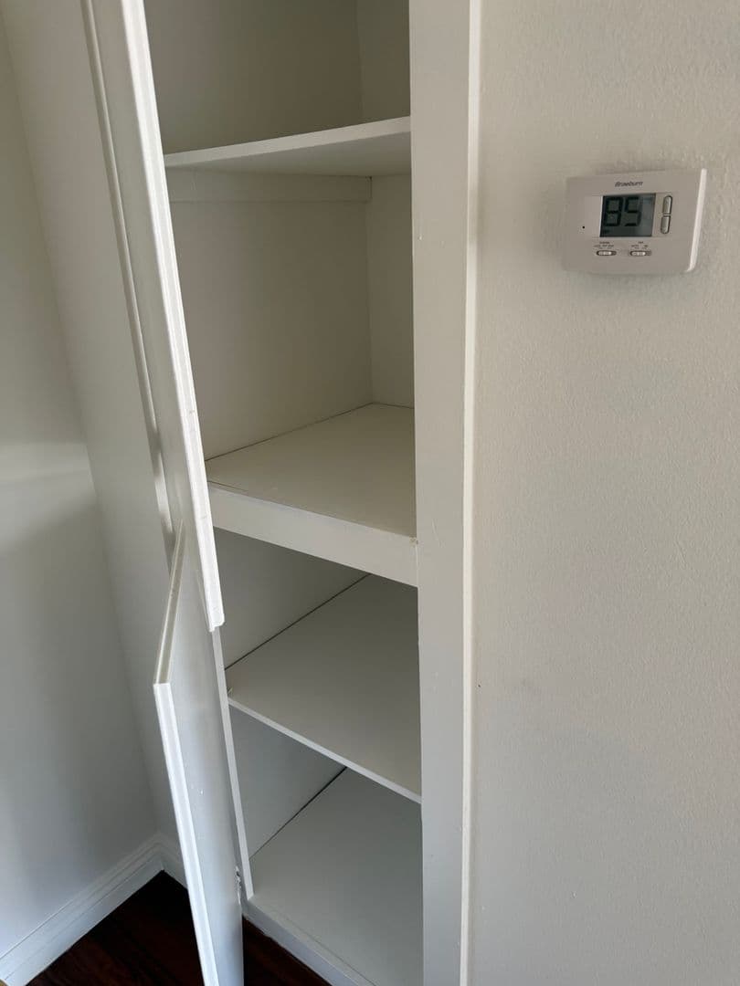 Glendale Apartment: 550 W. Stocker Street