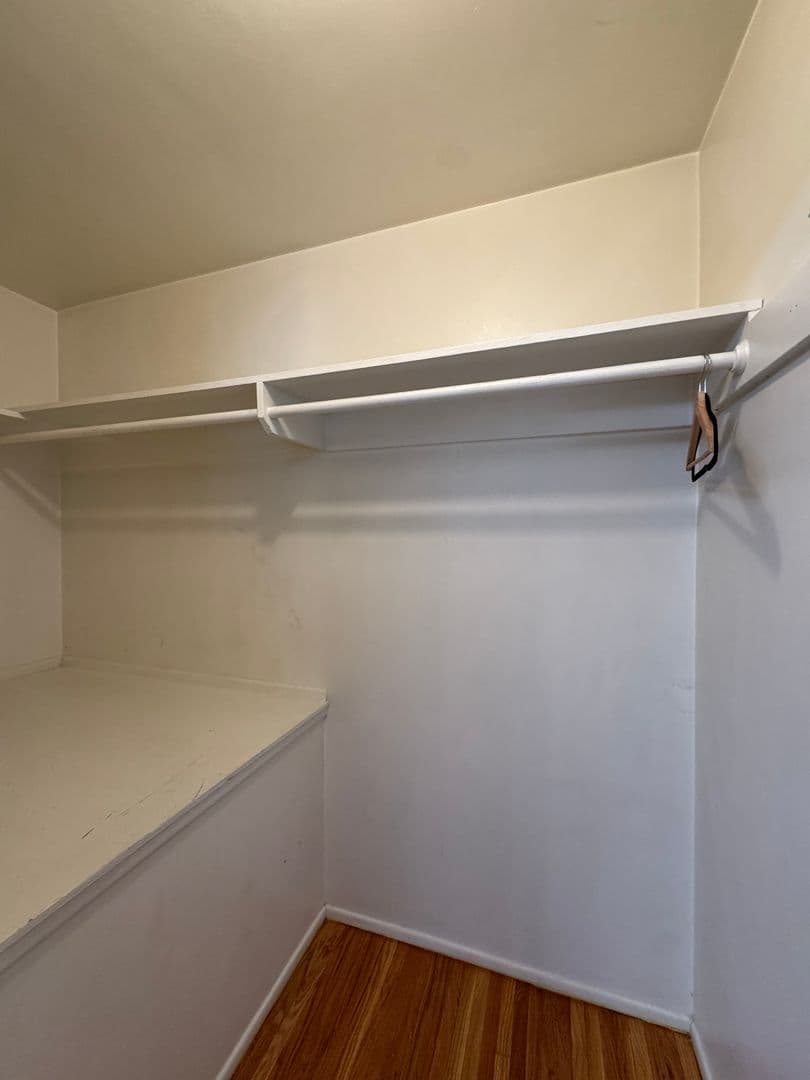 Pasadena Apartment: 1812 N. Allen Ave.