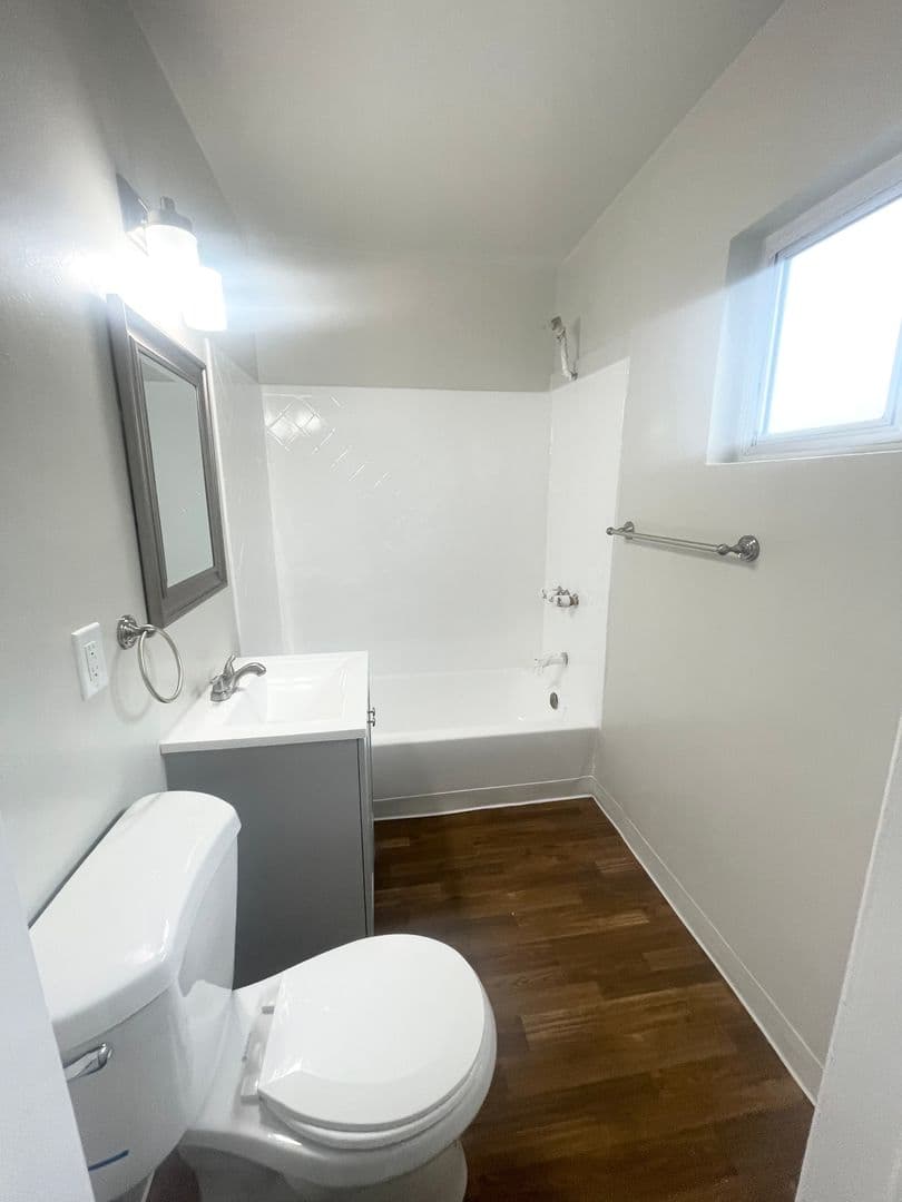 Monrovia Apartment: 729-733 W Foothill Blvd
