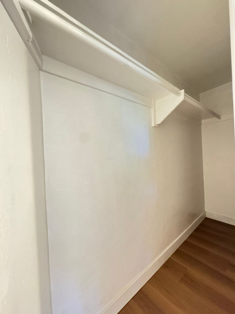 Los Angeles Apartment: 2962-2964 Hyperion Avenue