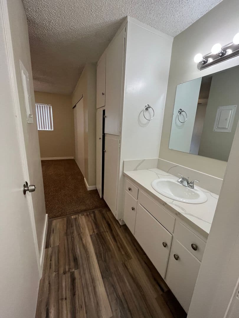 West Covina Apartment: 744 N Azusa Ave