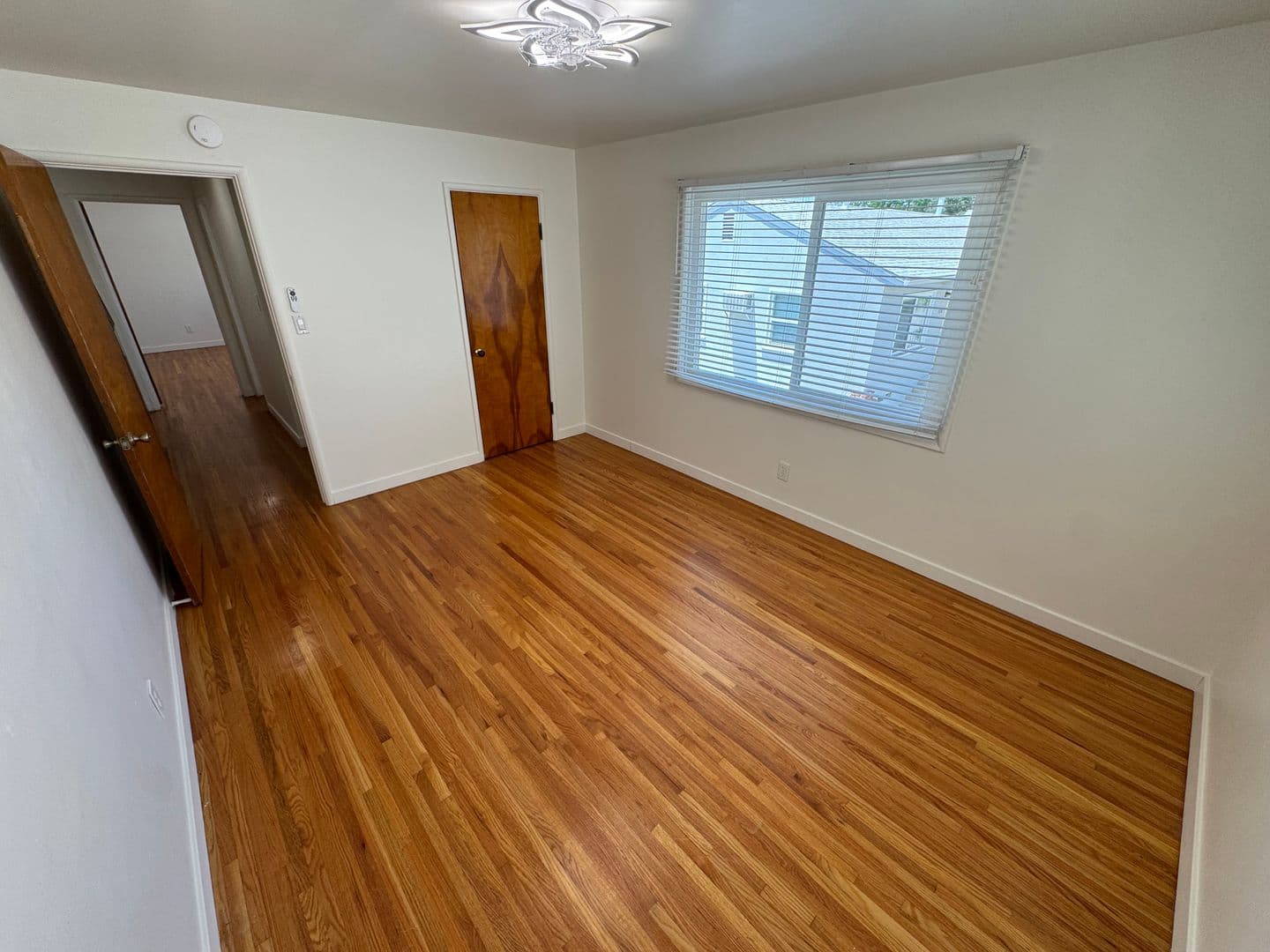 Pasadena Apartment: 1812 N. Allen Ave.