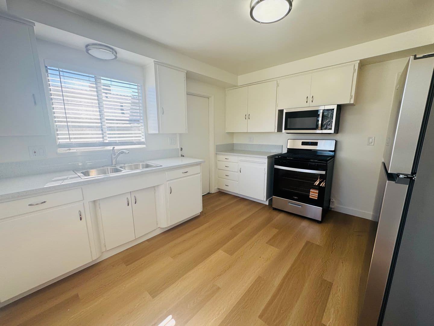 Arcadia Apartment: 441-445 S. Baldwin Ave.