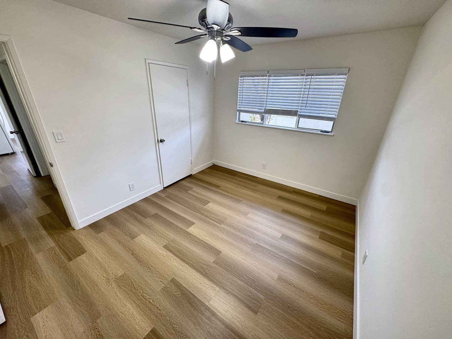 Arcadia Apartment: 441-445 S. Baldwin Ave.
