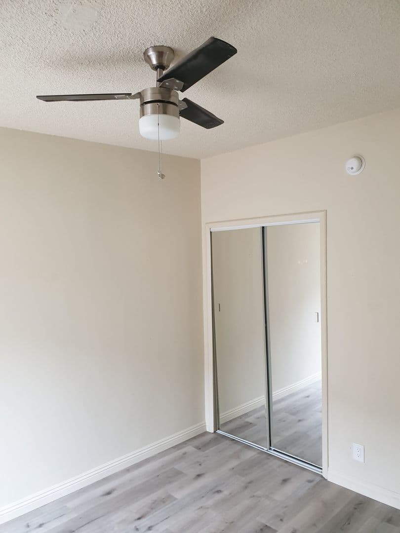 Los Angeles Apartment: 2278 W. Adams Blvd.