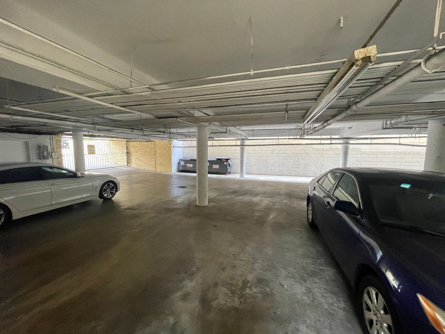 Pasadena Apartment: 244 S El Molino Ave