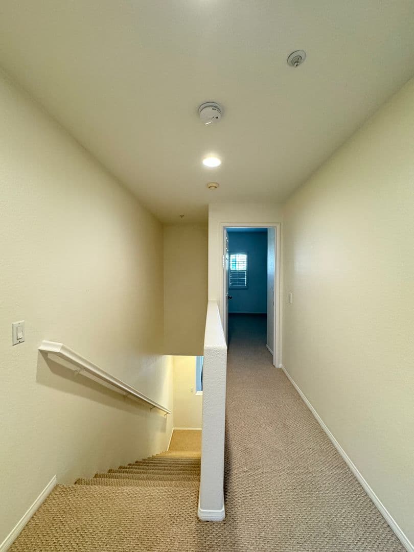 Pasadena Apartment: 616 E. Walnut Street