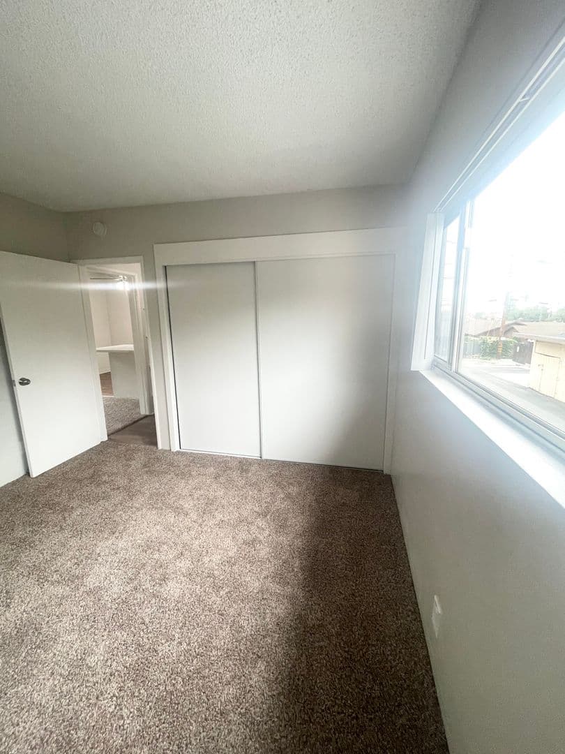 Monrovia Apartment: 729-733 W Foothill Blvd