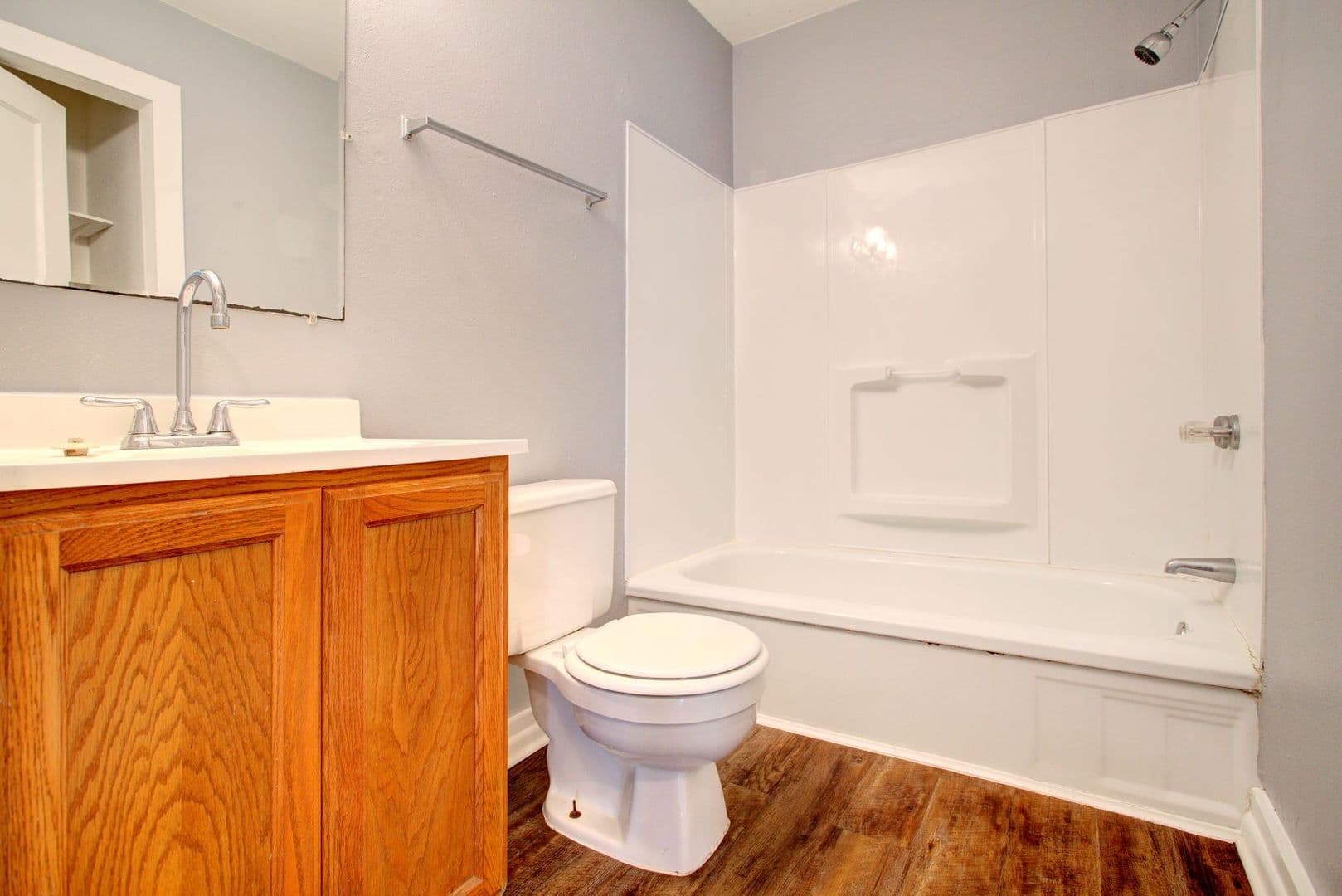 Cleburne House: 428 Turner St