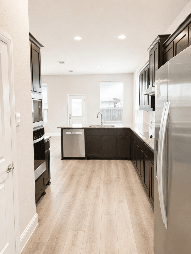 Midlothian House: 6002 14th St