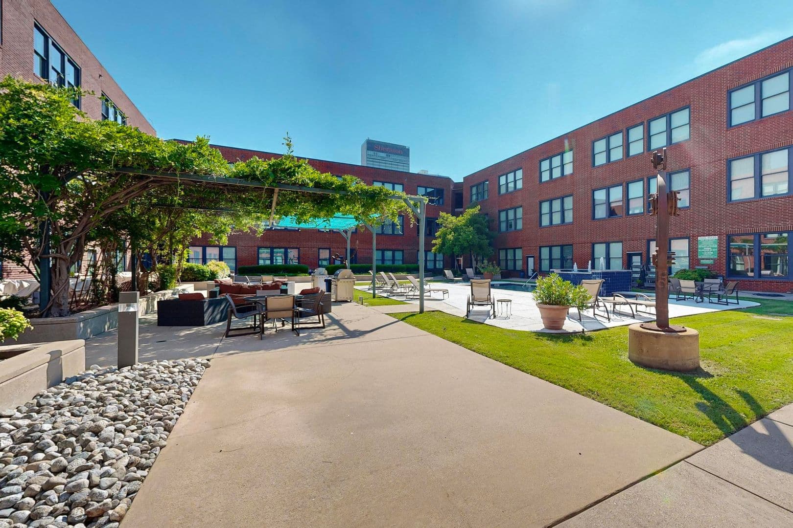 Dallas Condo: 2502 Live Oak  St.
