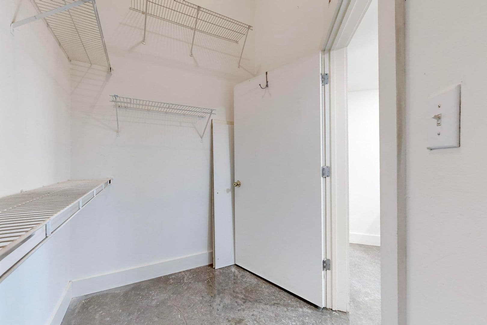 Dallas Condo: 2502 Live Oak  St.