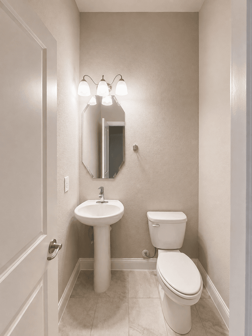 Midlothian House: 6002 14th St