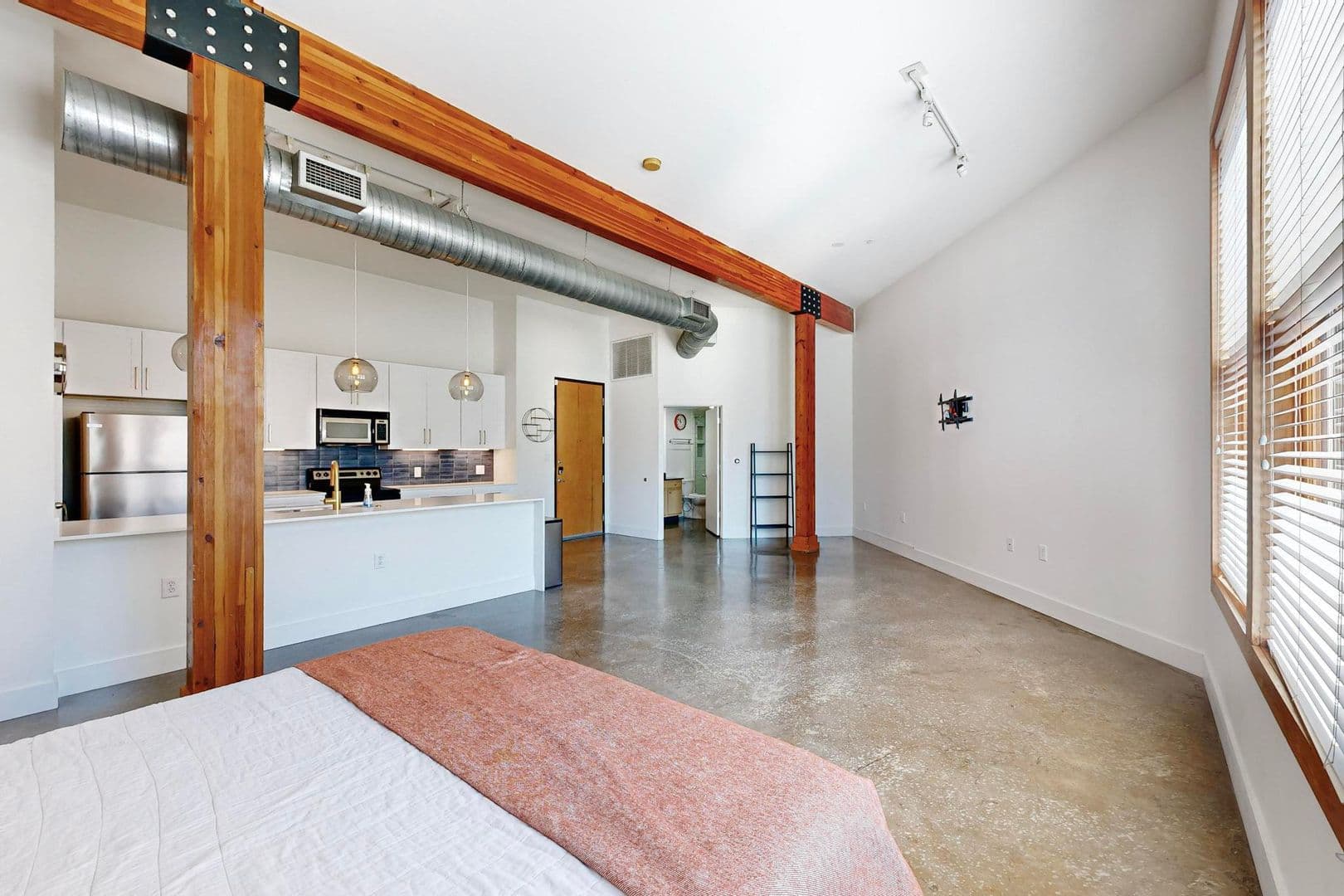 Dallas Condo: 2502 Live Oak  St.