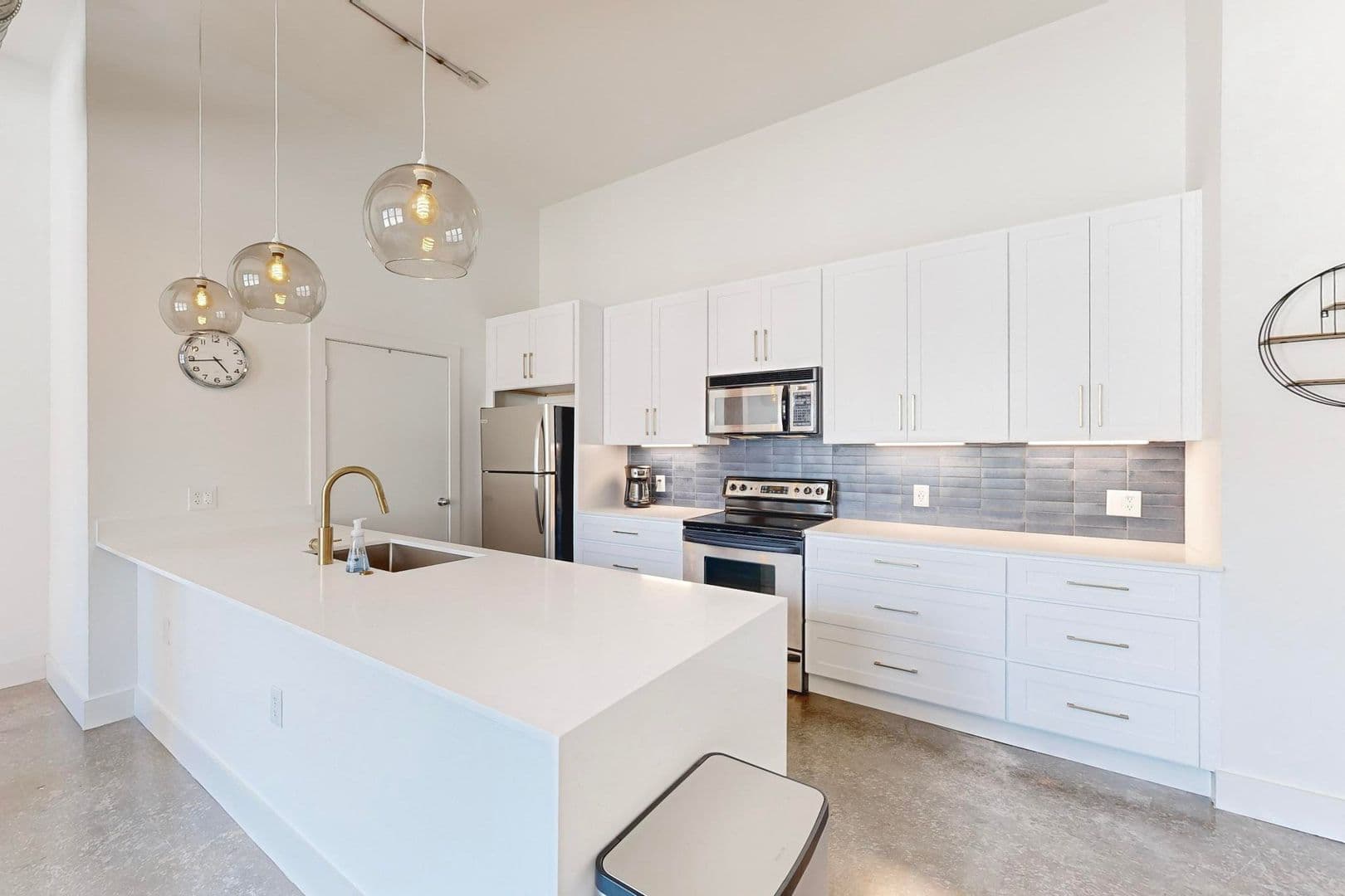 Dallas Condo: 2502 Live Oak  St.