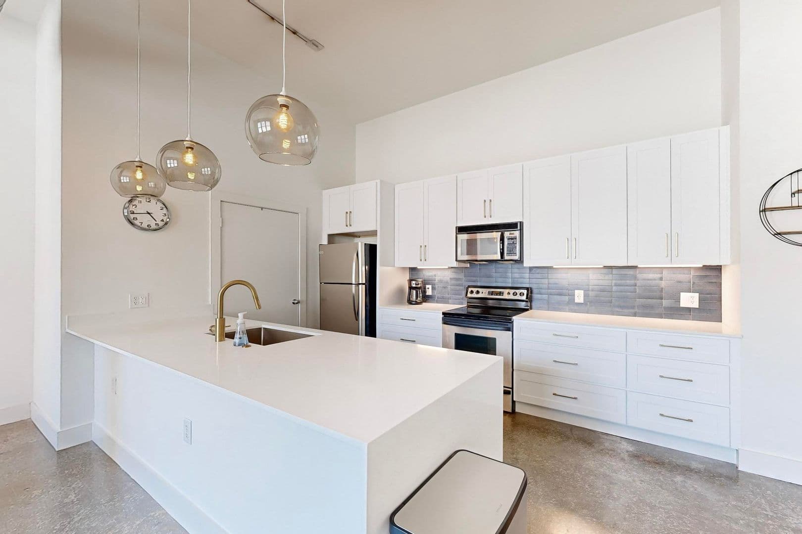 Dallas Condo: 2502 Live Oak  St.
