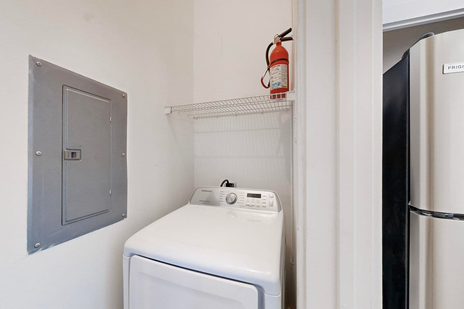 Dallas Condo: 2502 Live Oak  St.