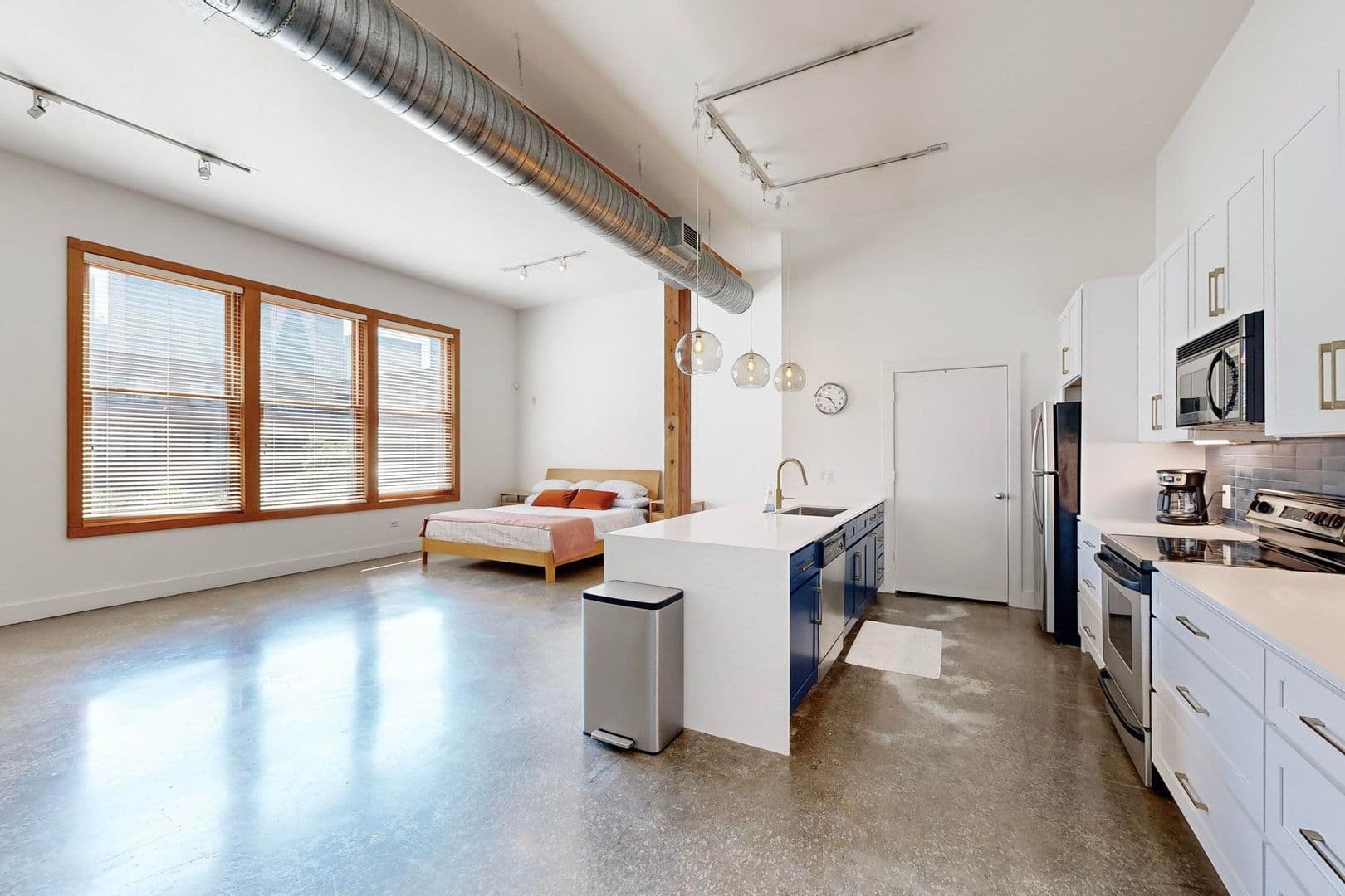 Dallas Condo: 2502 Live Oak  St.