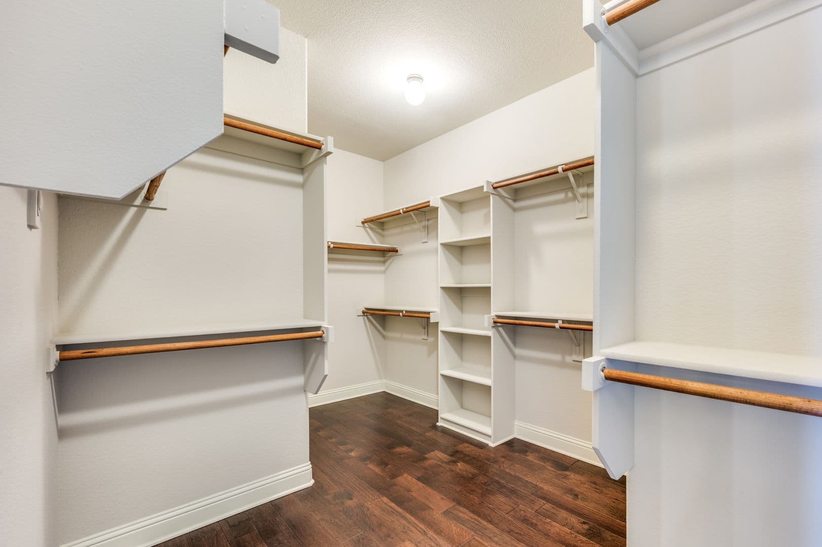 Grand Prairie House: 2812 Pino