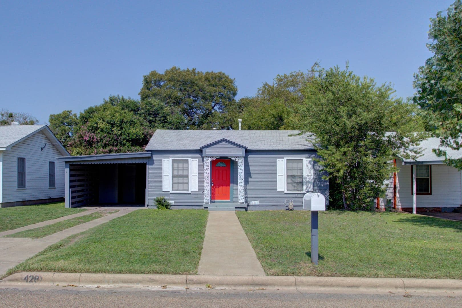 Cleburne House: 428 Turner St