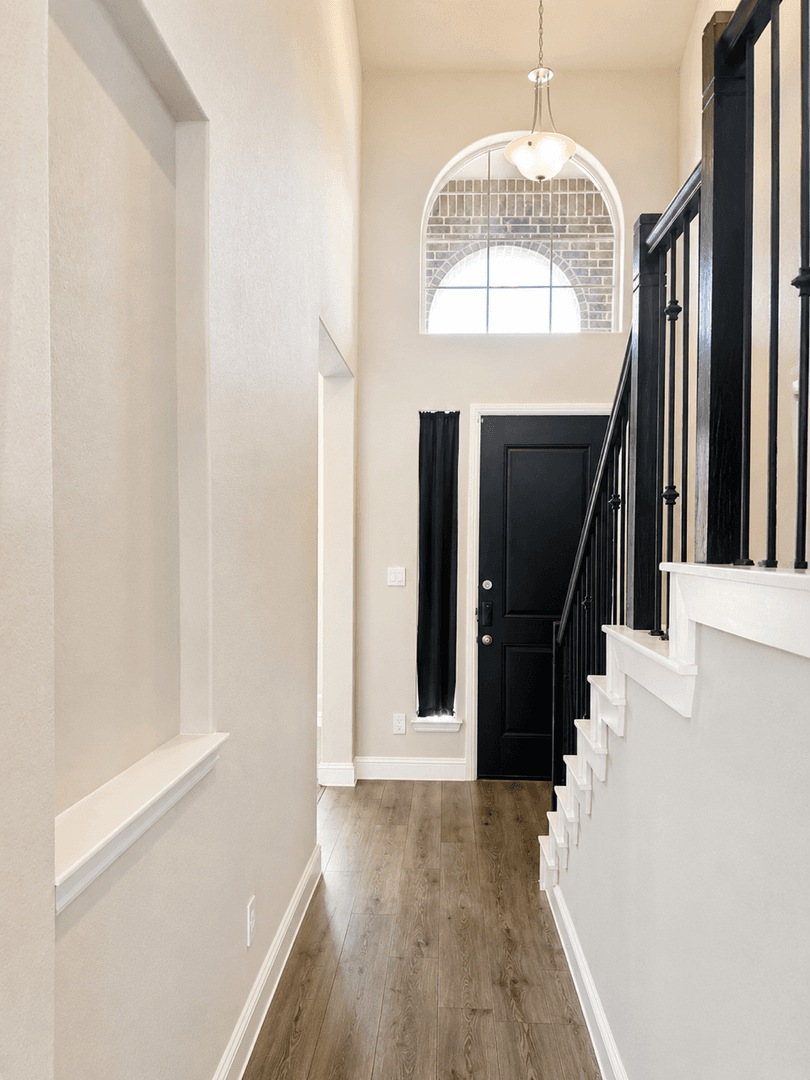 Midlothian House: 6002 14th St