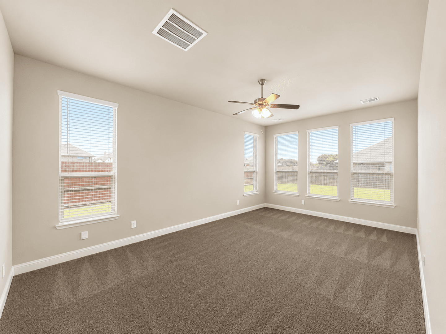 Midlothian House: 6002 14th St