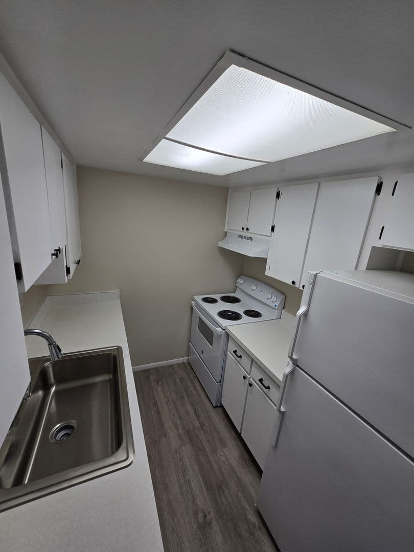 New Port Richey Apartment: 5644 Grand Boulevard