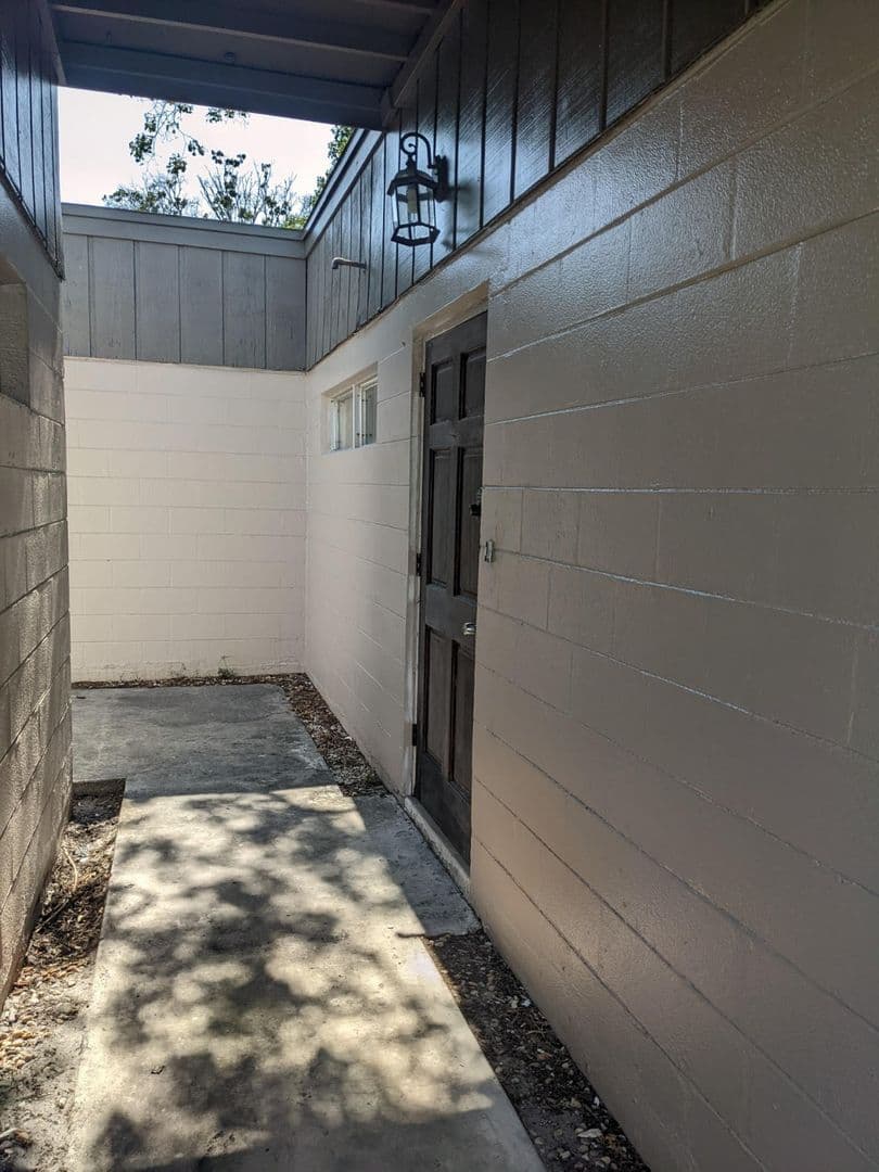 Port Richey Apartment: 5847 Sun Glo Avenue
