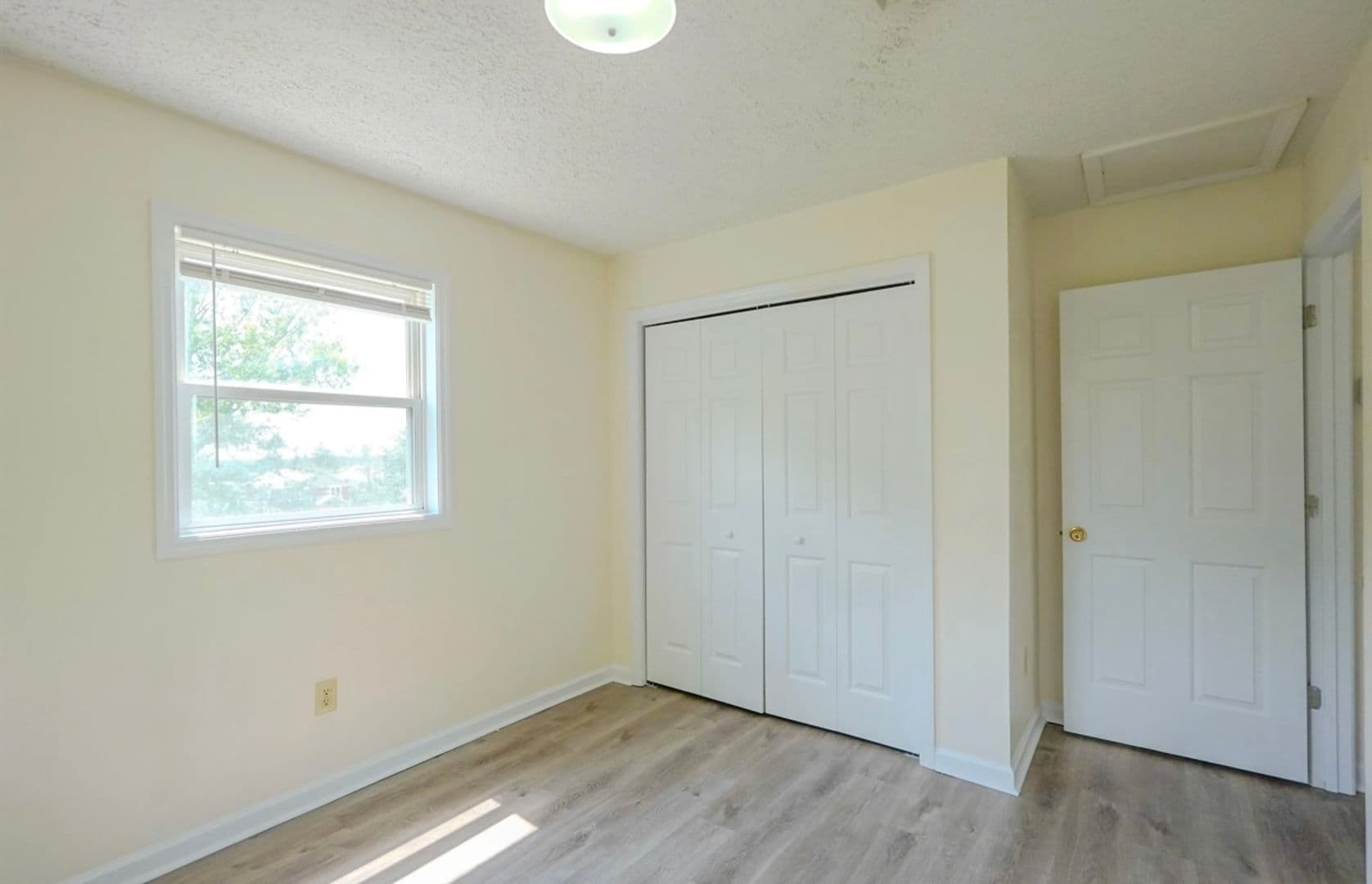 Blacksburg Apartment: 1324 North Main Street