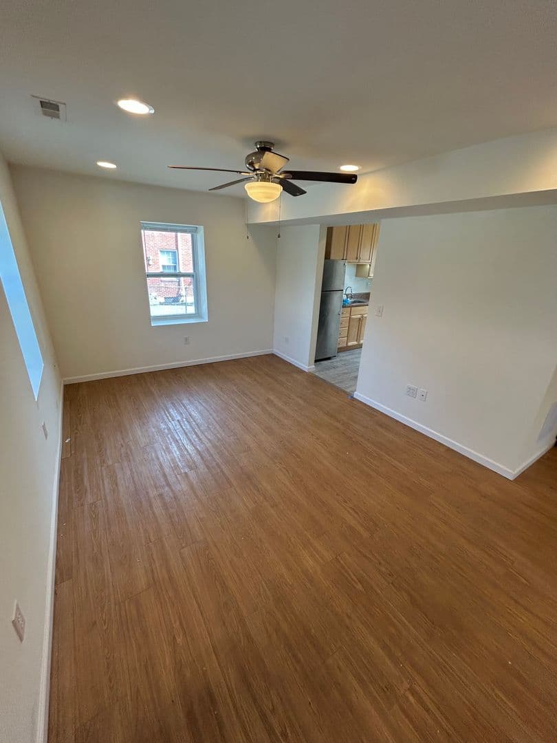 Blacksburg House: 102 Lucas Dr