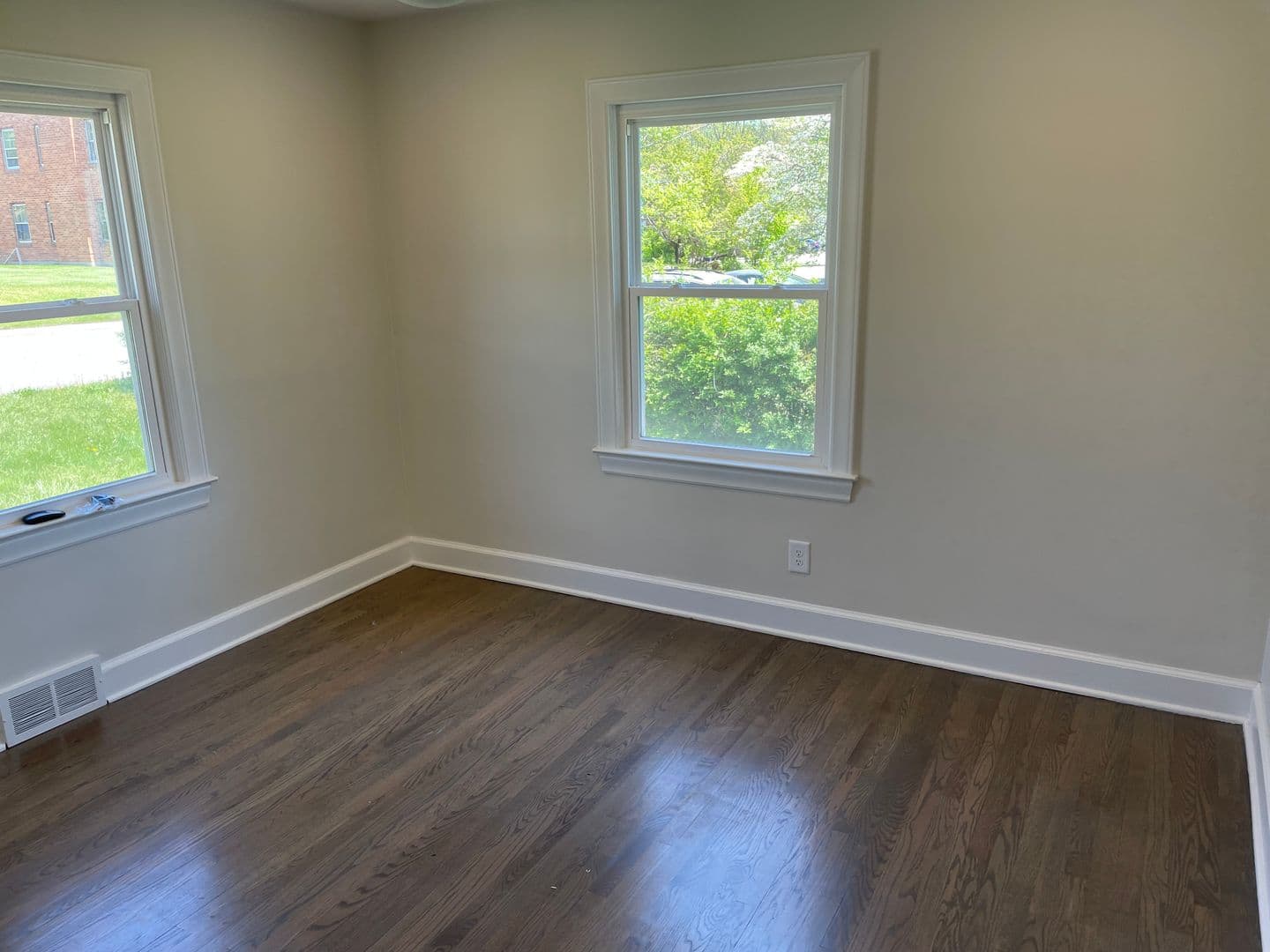 Blacksburg House: 100 Lucas Dr