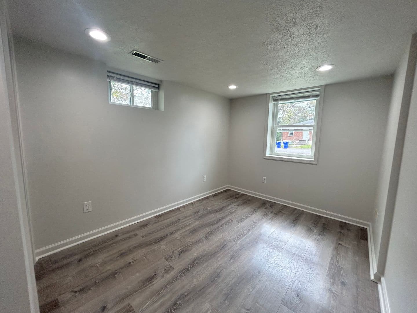 Blacksburg Apartment: 200 Eheart St SE