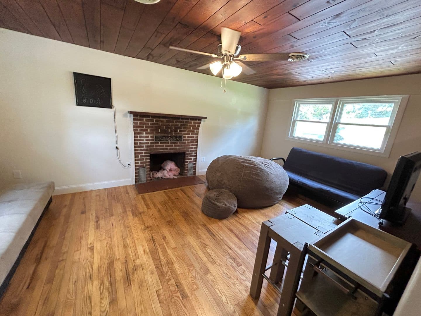 Blacksburg House: 301 Patrick Henry Dr