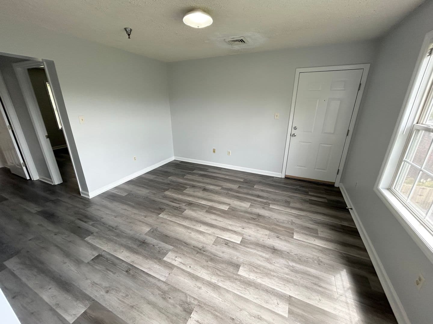 Blacksburg Apartment: 1324 North Main Street