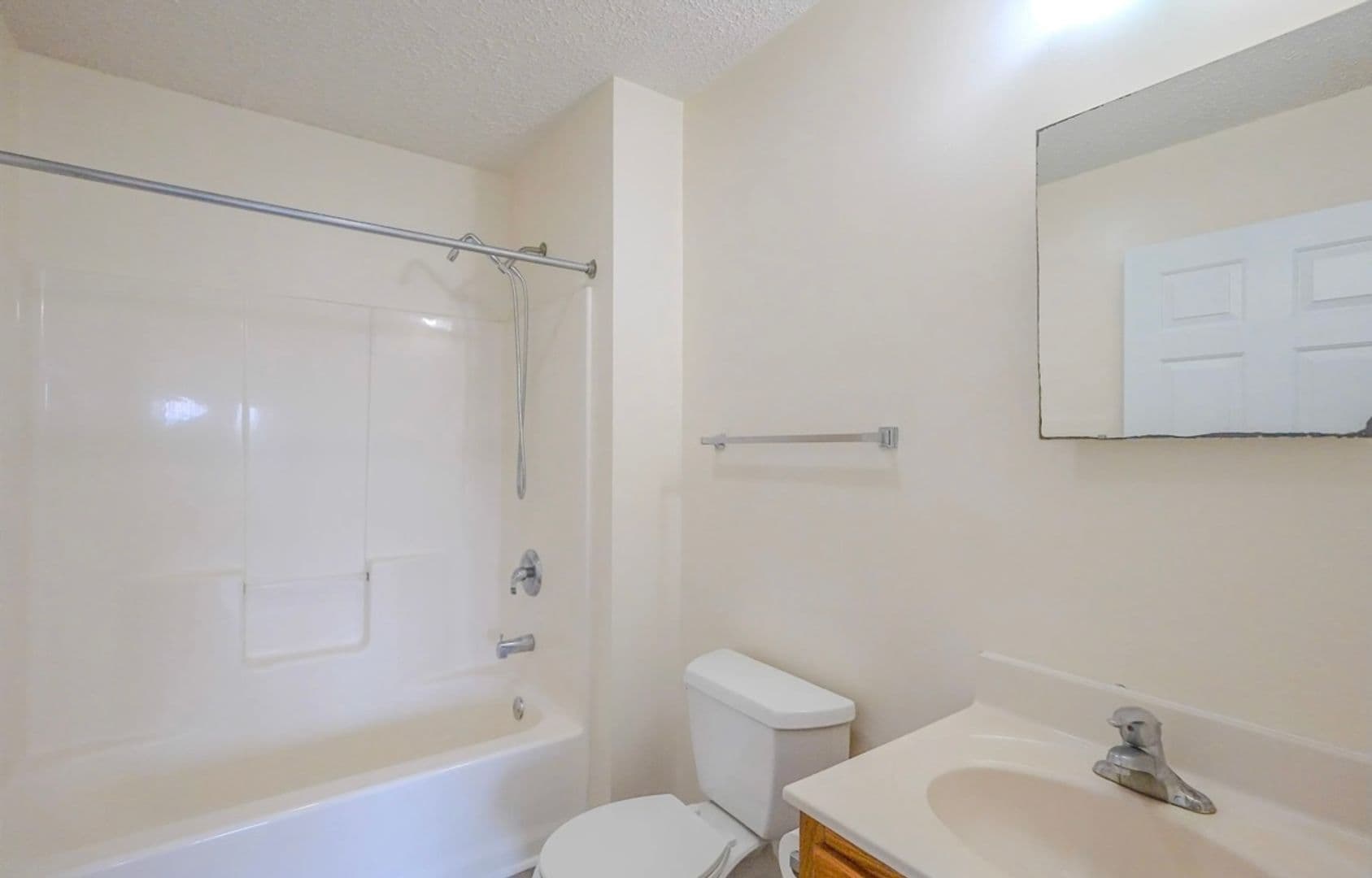 Blacksburg Apartment: 1324 North Main Street