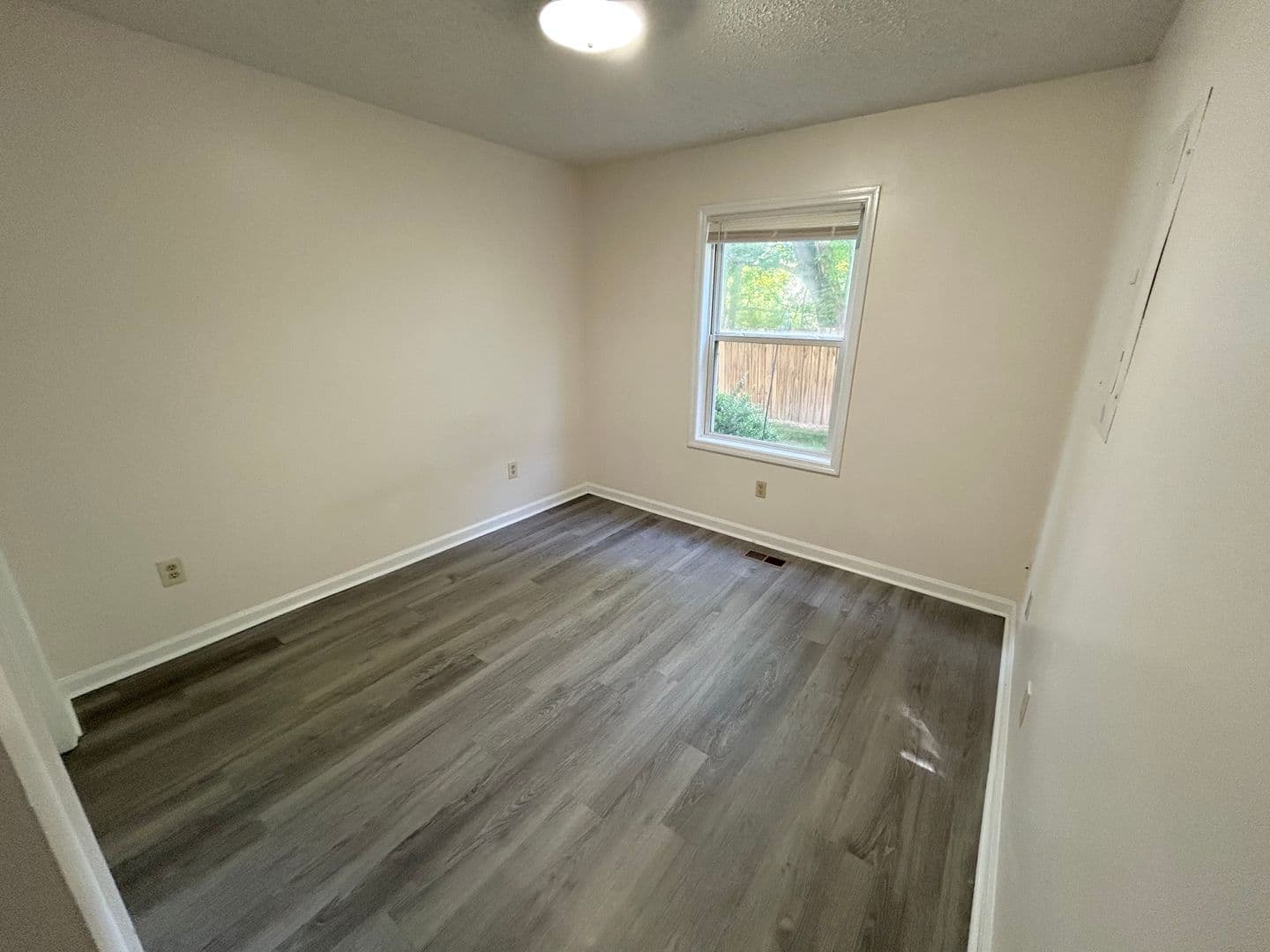 Blacksburg Apartment: 1324 North Main Street