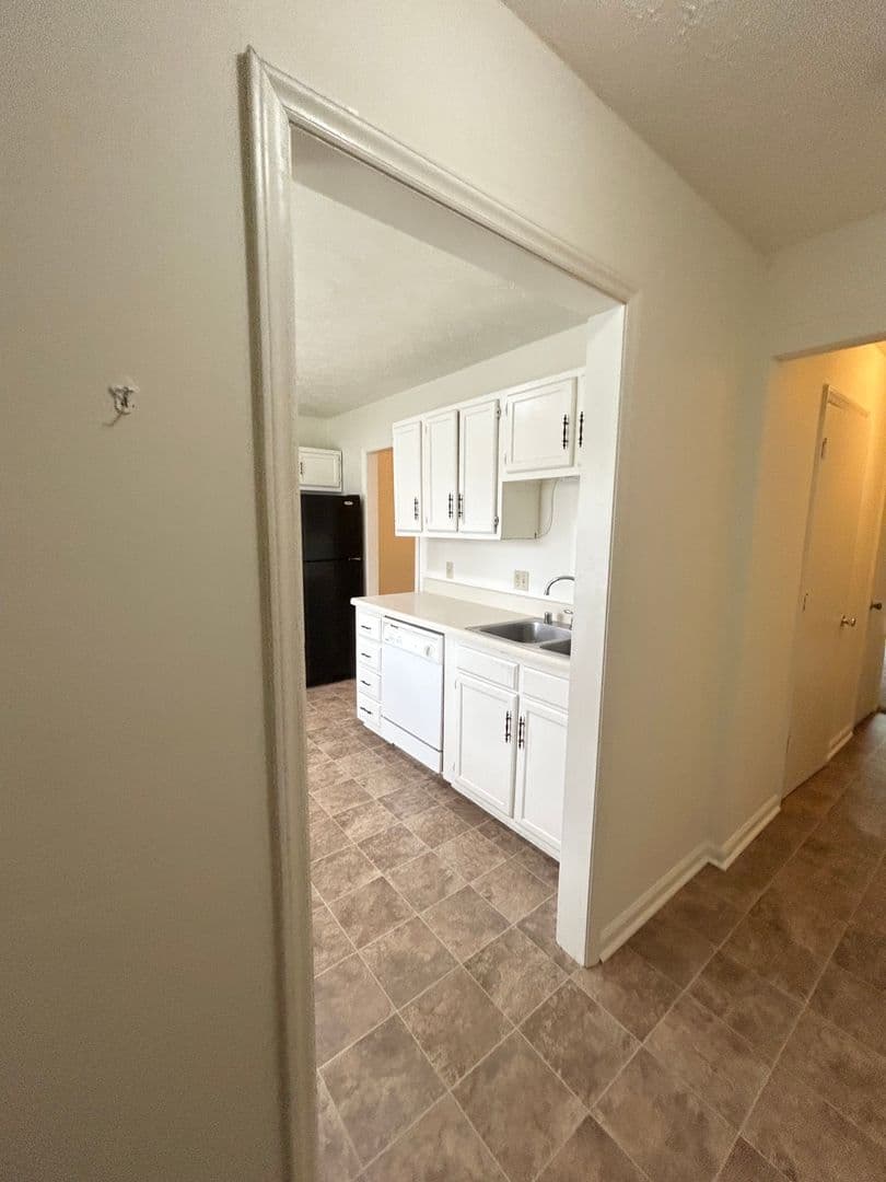 Blacksburg House: 304 Broce Drive