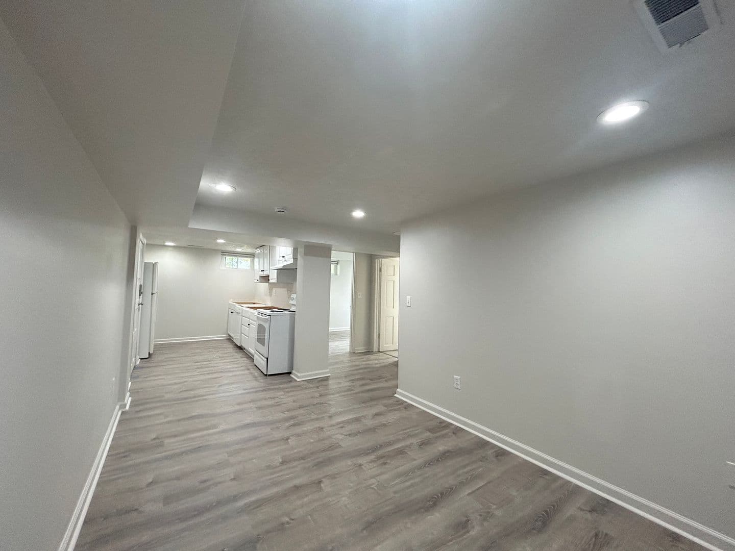 Blacksburg Apartment: 200 Eheart St SE
