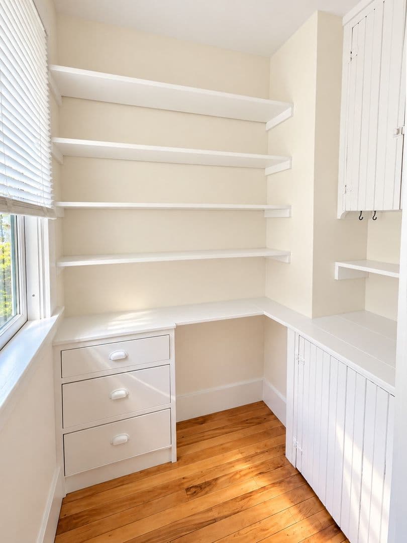 Brattleboro Apartment: 37 Clark Street