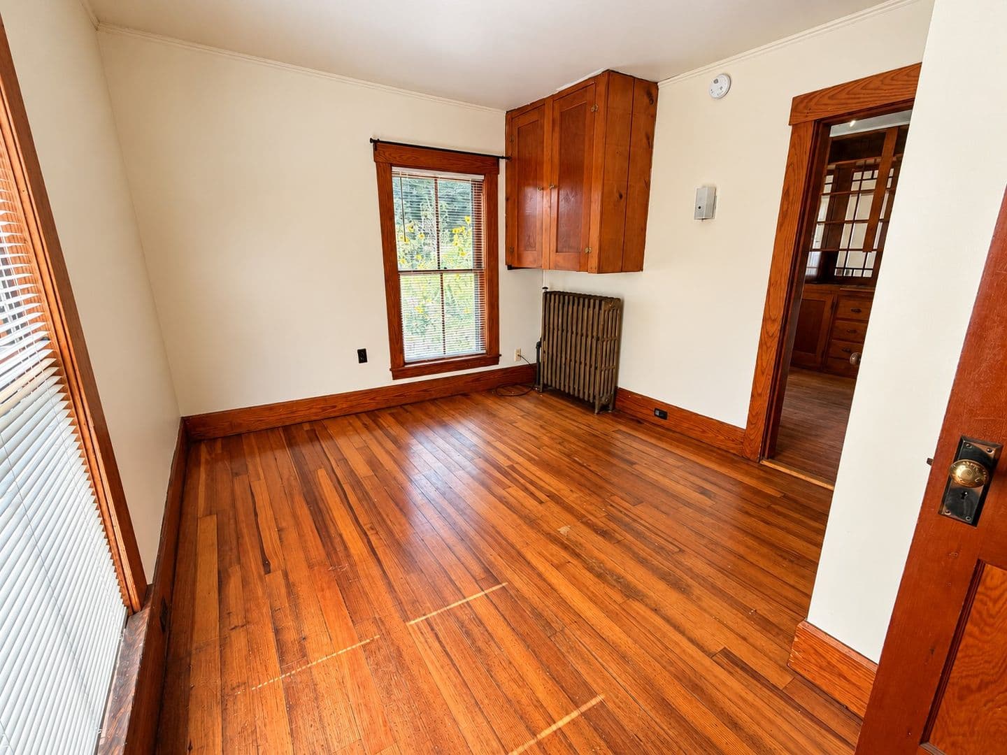 Brattleboro Apartment: 58 Oak Street
