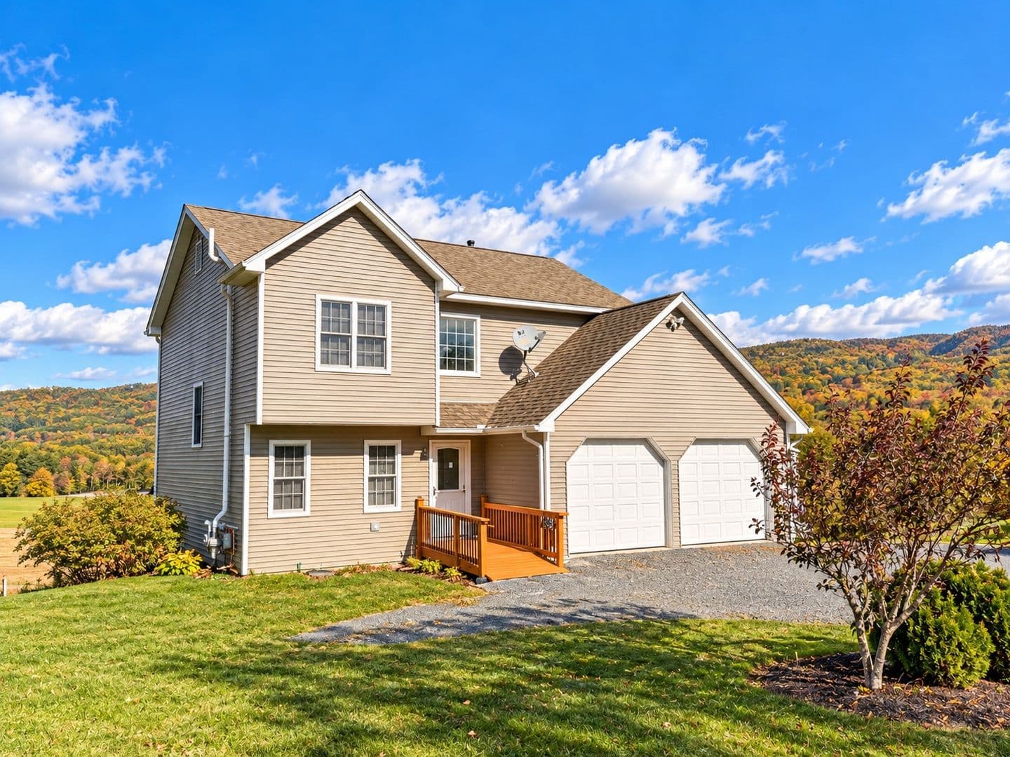 East Dummerston Apartment: 93 Winter Bell Dr.