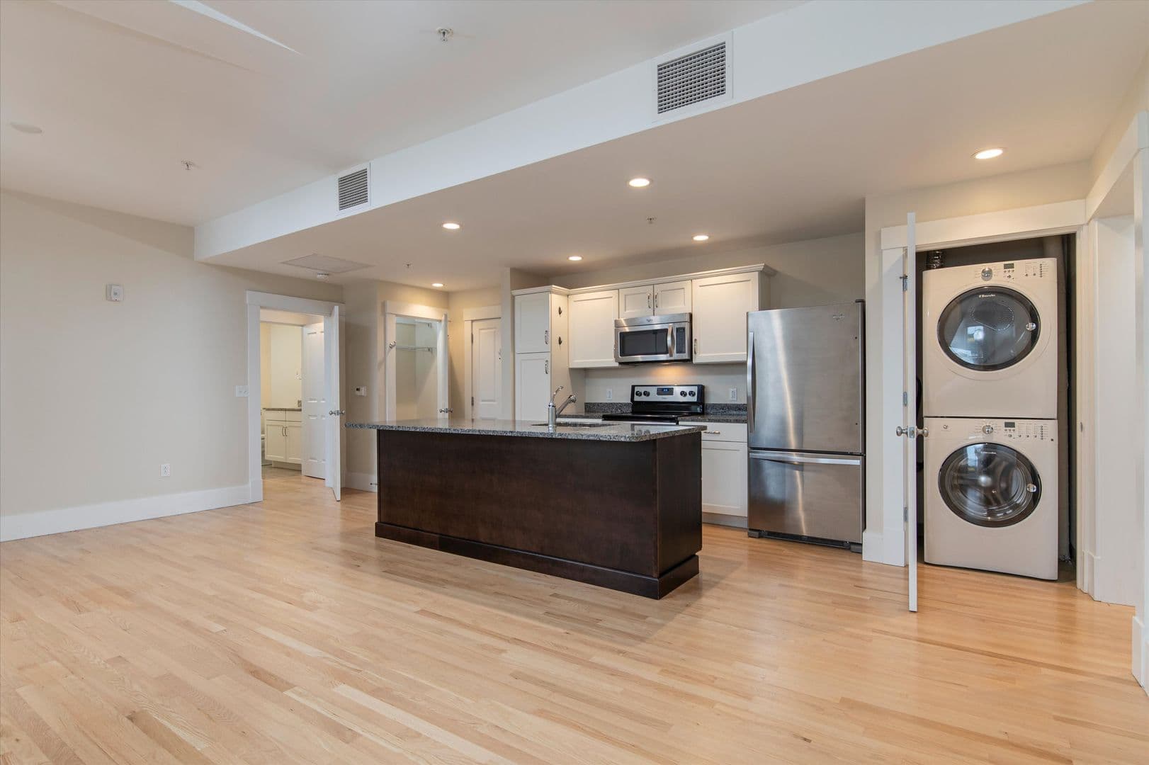 Brattleboro Apartment: 132 Main Street