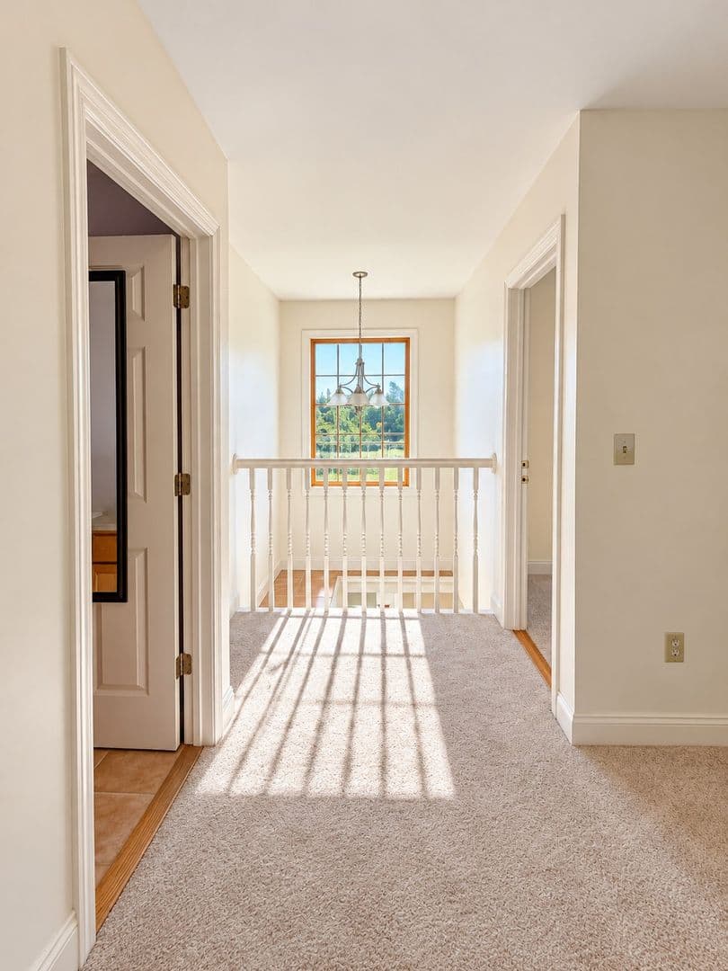 East Dummerston Apartment: 93 Winter Bell Dr.