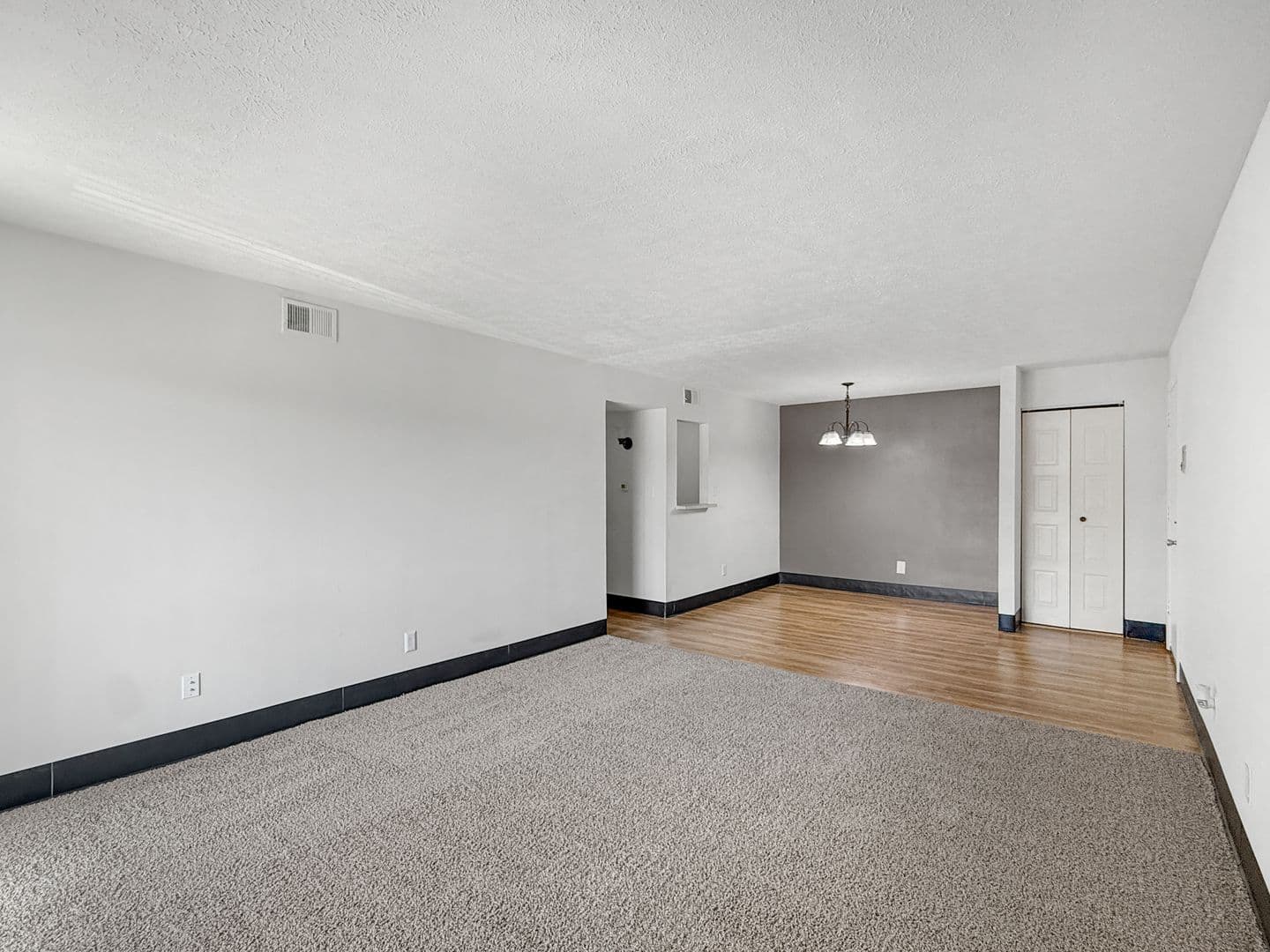 Evansville House: 5560 East Virginia Street
