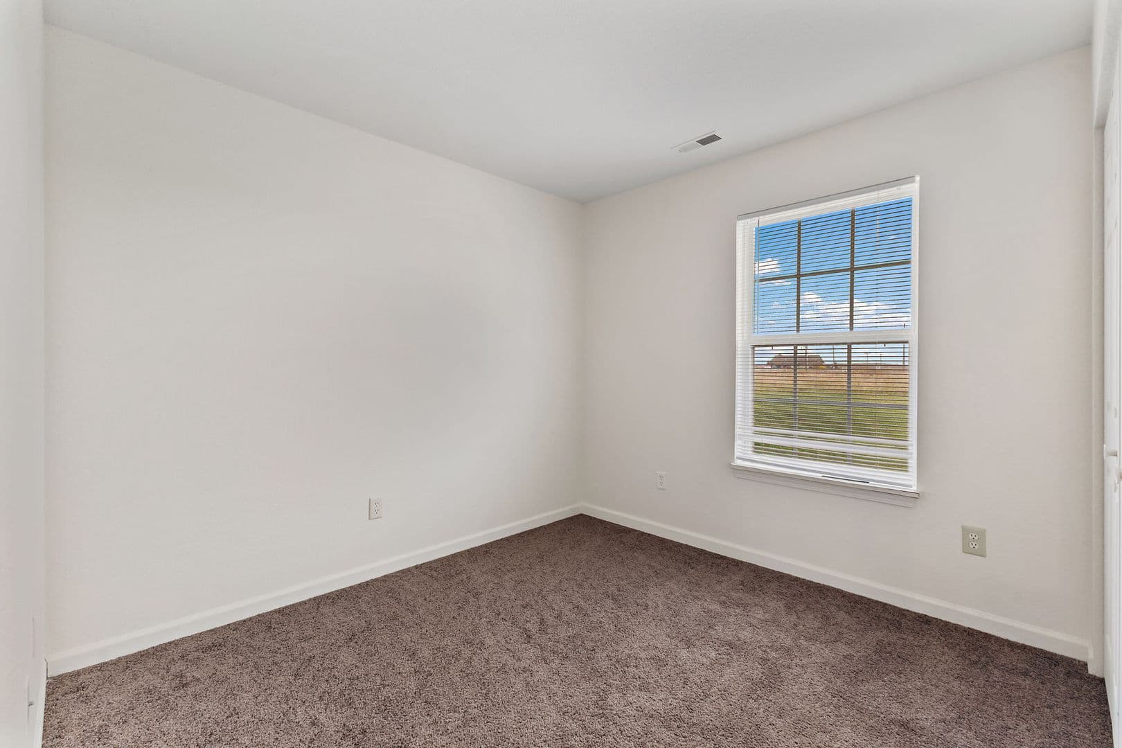 Indianapolis House: 6010 Castleford Dr