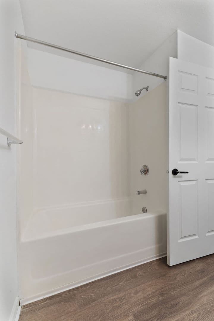 Indianapolis House: 6010 Castleford Dr