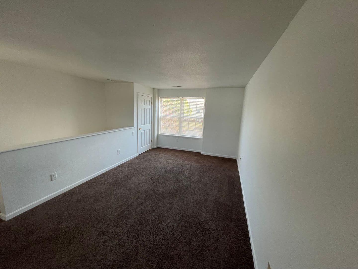 Greensburg House: 1304 E Liberty Circle