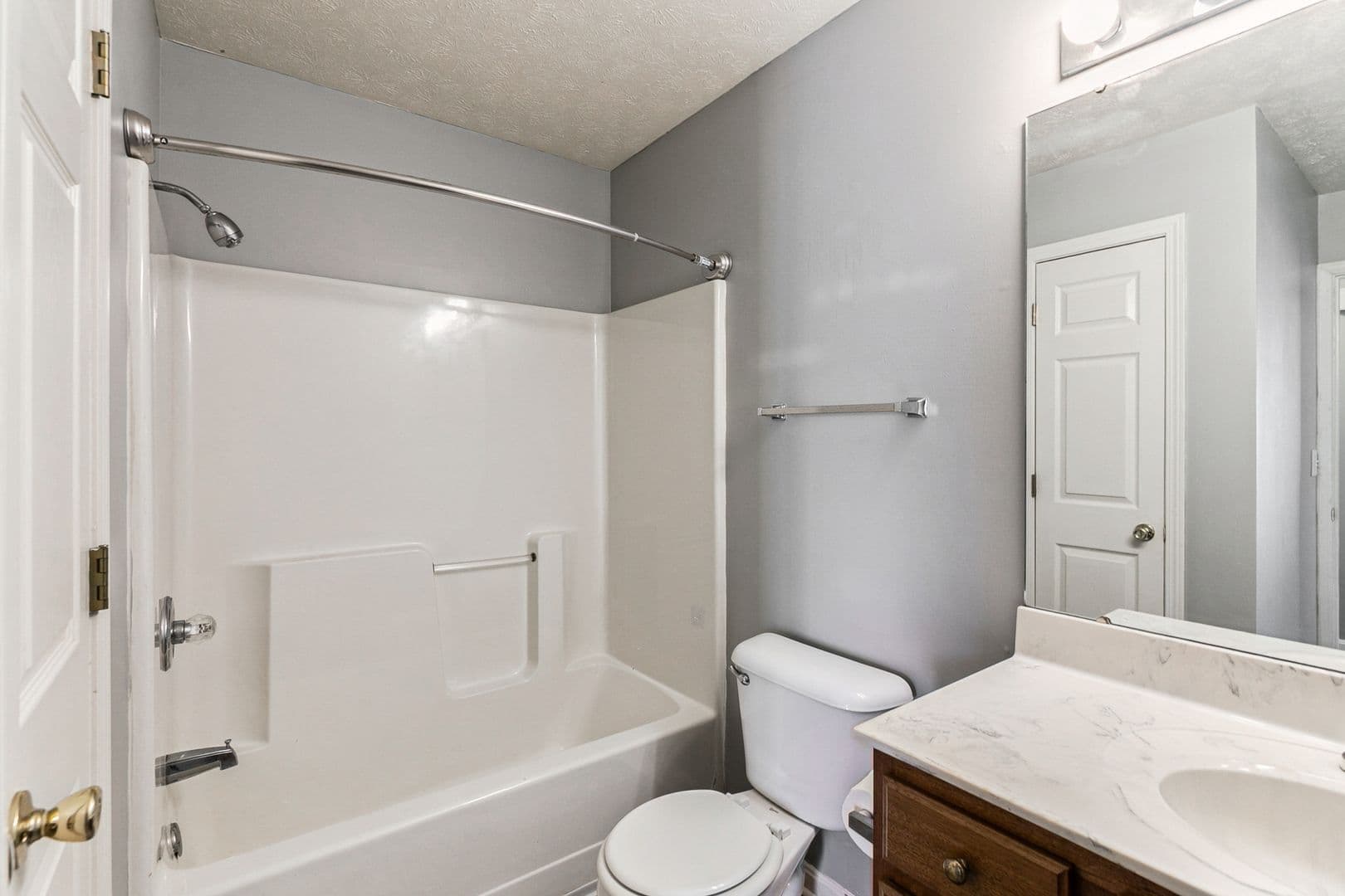 Greensburg House: 2303 N Broadway Street