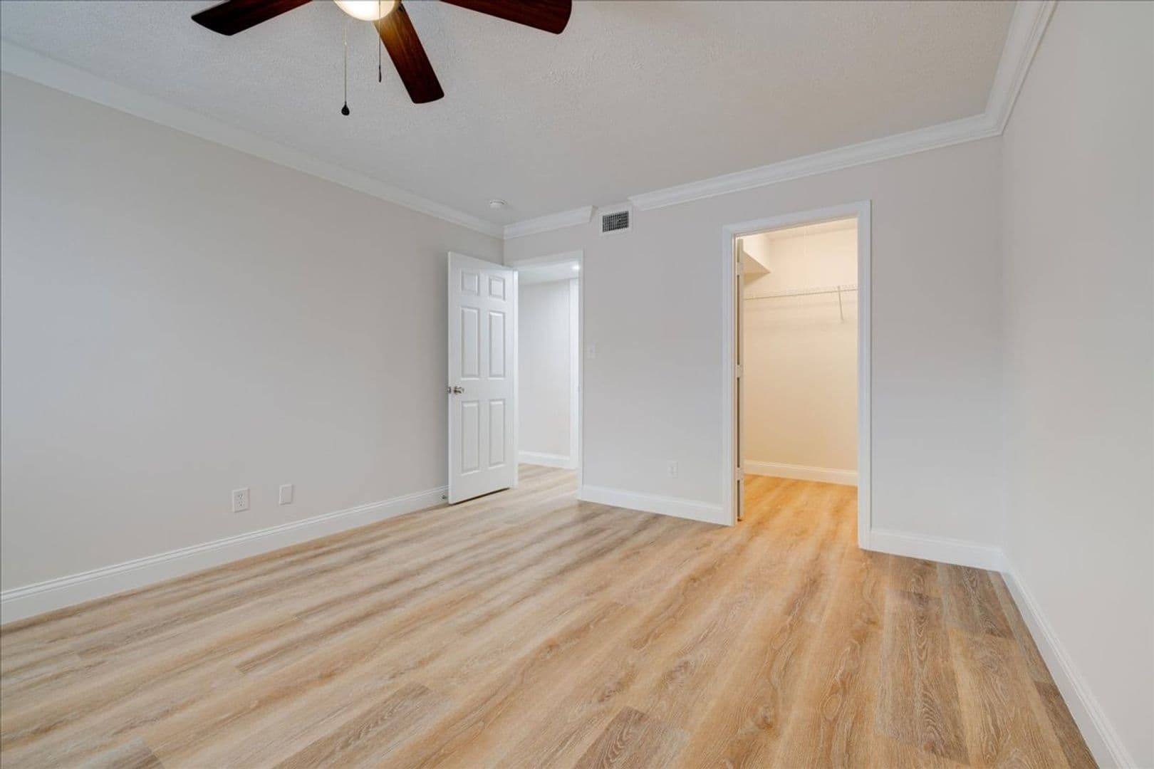 Evansville Apartment: 600 Nomandy Drive